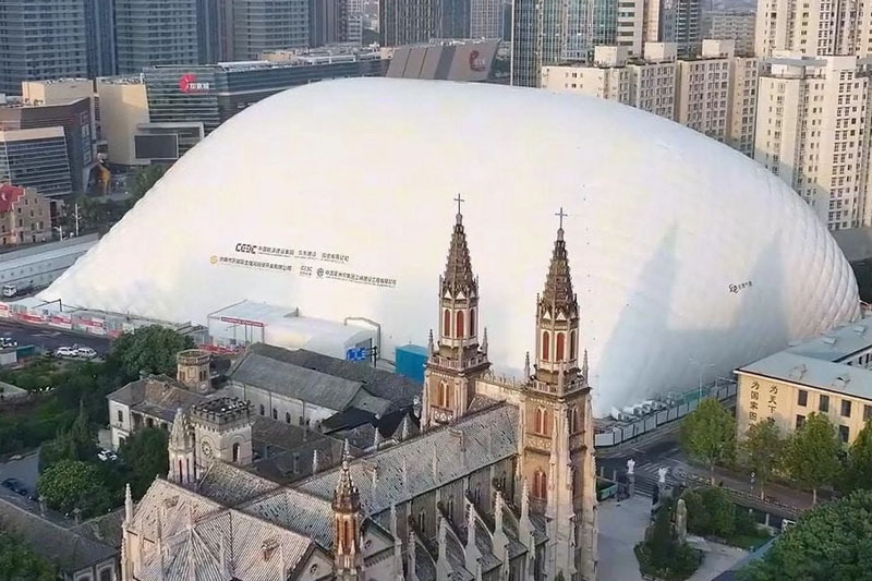 China impulsa la construcción sostenible con una cúpula hinchable de gran escala